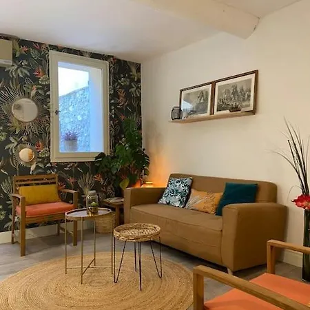 Maison Avec Terrasse Et Climatisation Intramuros Ferienhaus