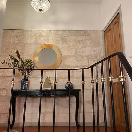 Maison Avec Terrasse Et Climatisation Intramuros Ferienhaus Avignon